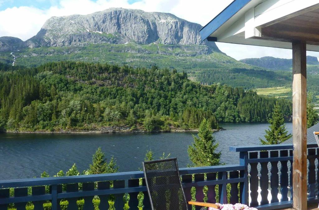 Bygstad House | 10 person holiday home in Bygstad-By Traum