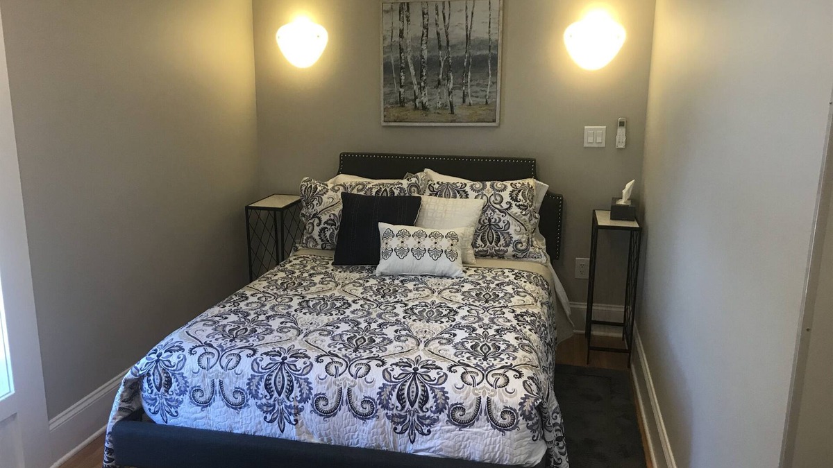 Rochester Apartment | #10 Studio apt, great location, near 590/490