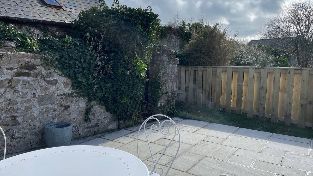 Pembroke Cottage | 10 Westgate Hill