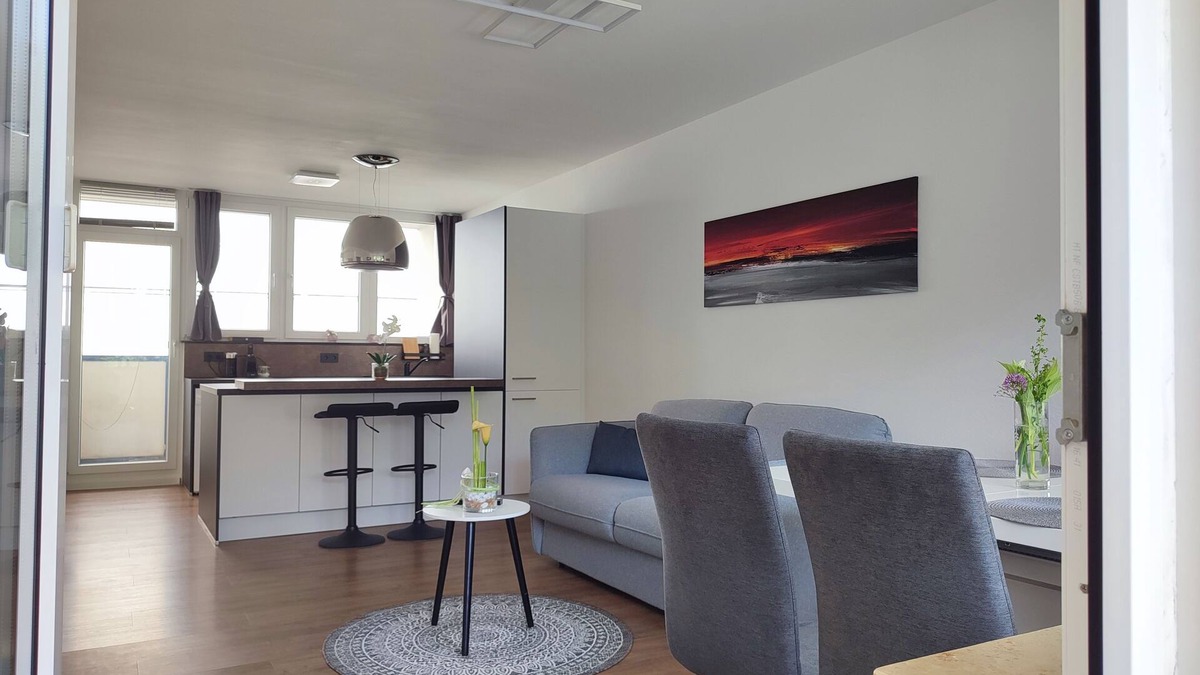 Ulm Apartment | 100 m zum Ulmer Münster: 57m² Wohnung an der Blau - Hochwertige Ferienwohnung