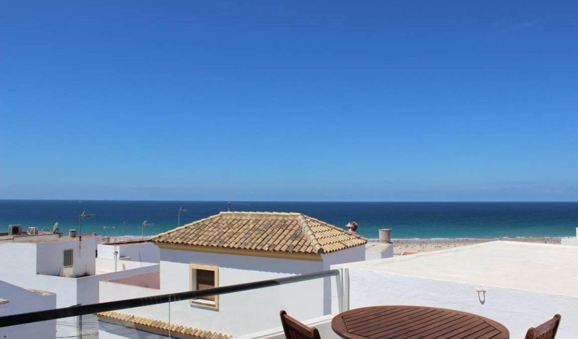 Conil de la Frontera City Center House | 100 m² House ∙ 3 bedrooms ∙ 4 guests