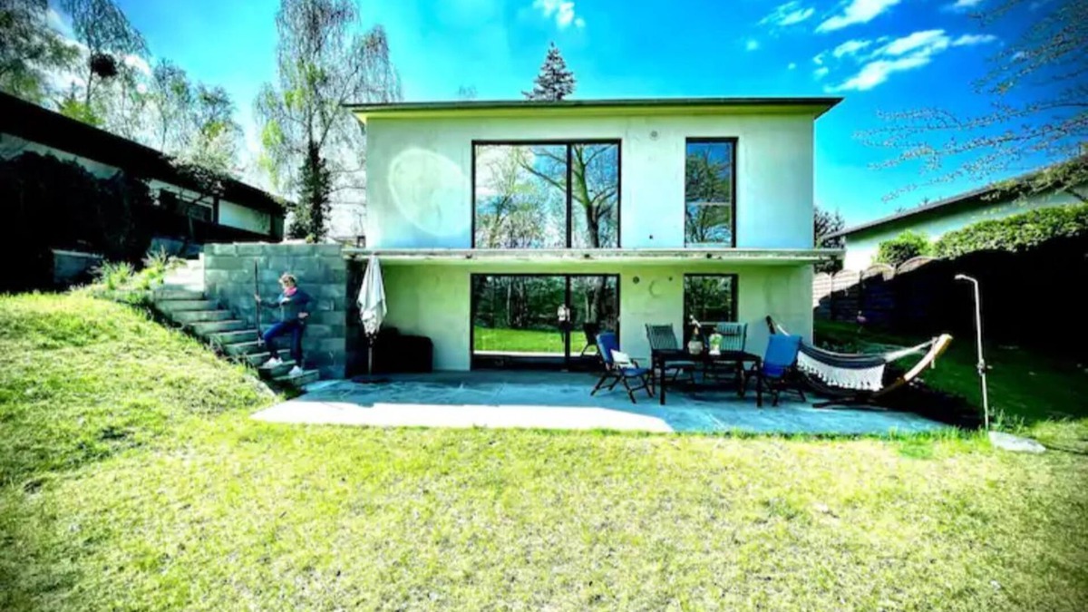 Caputh Apartment | 100m2 apartment in a house by the lake + garden near Potsdam