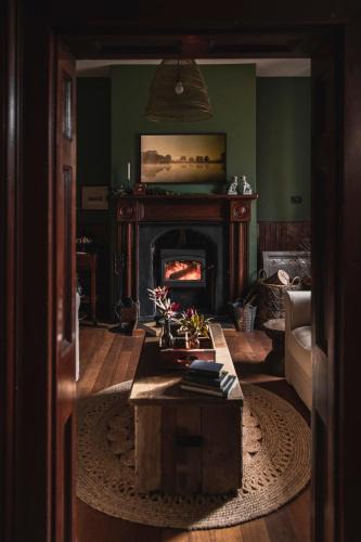 Oatlands House | 101 Oatlands