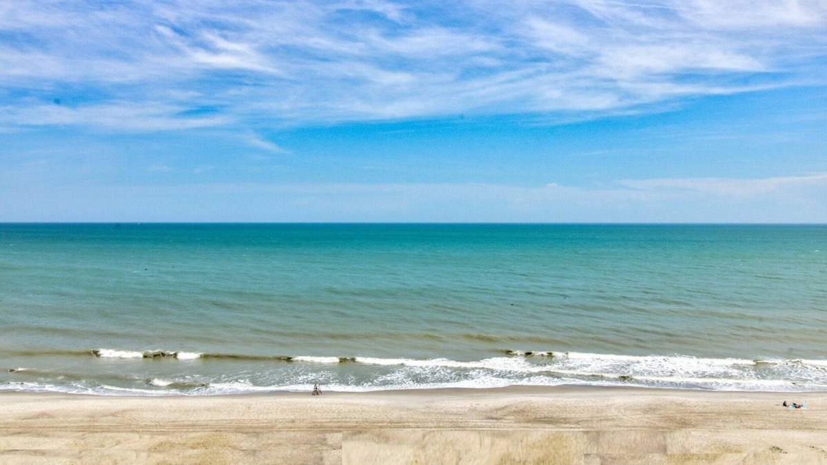 Wilmington Beach Condo | 1010 Relax, Unwind, Enjoy by Atlantic Towers