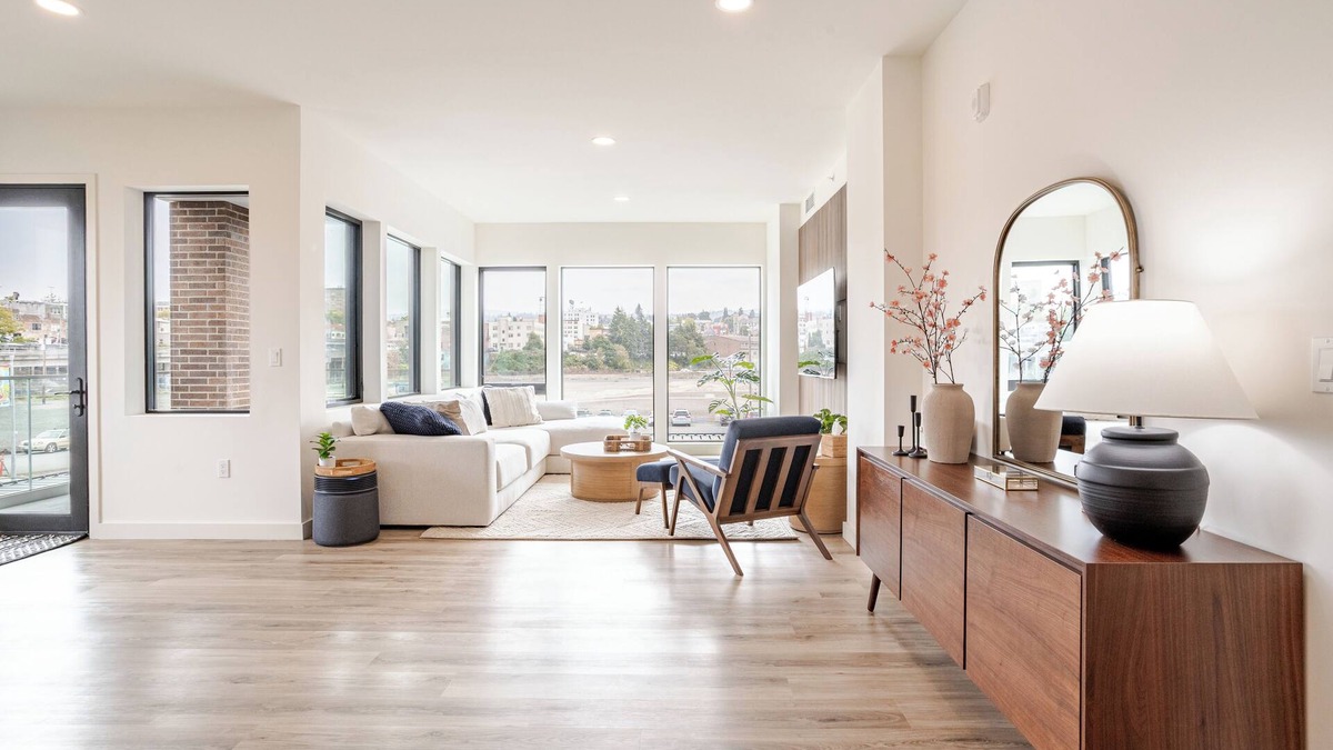 Central Business District Condo | 1025 Luxe 2BR Waterfront District Close to Downtown & WWU