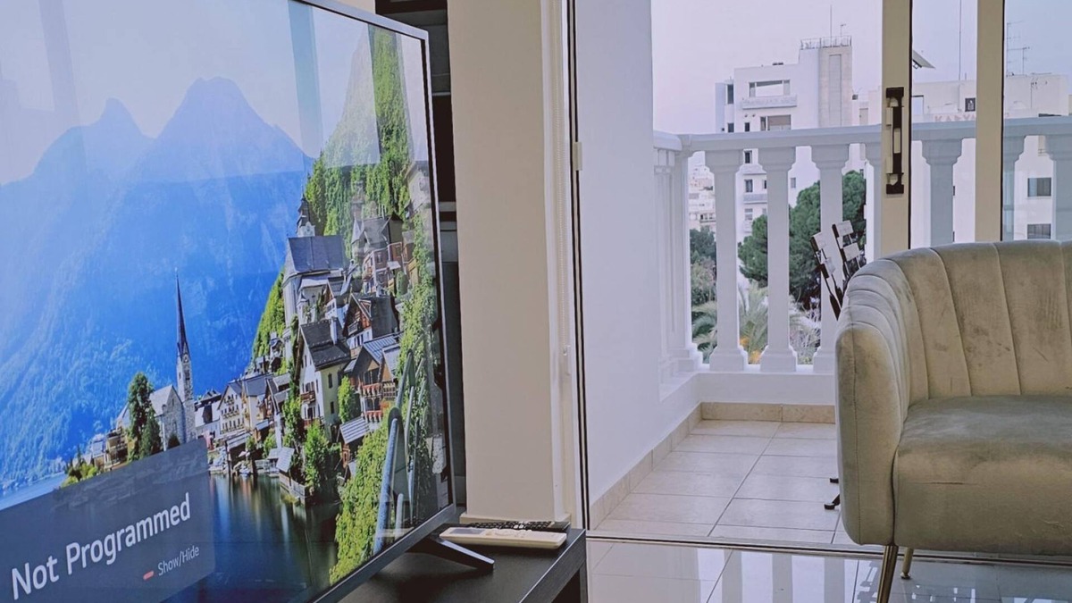 City Centre Apartment | 104 NIC - 403 Stay Cosmo City Suite
