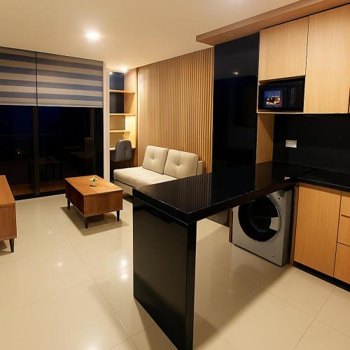 Santa Cruz Apartment | 105 - Moderno Departamento en Sirari Equipetrol 2 Dormitorios, 2 Baños, Balcón y TV 50