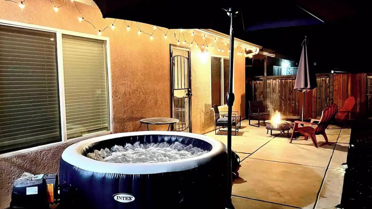 Hemet House | 10min Soboba Casino Hemet Home with Hot tub+Lots of Parking grg/rv/boat/ATV's