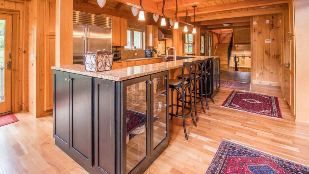 Cooperstown - Otsego Lake House | 11.4 miles to Dreams Park- AC, Game Room, Dock, Swim Deck, Kayaks, Canoe