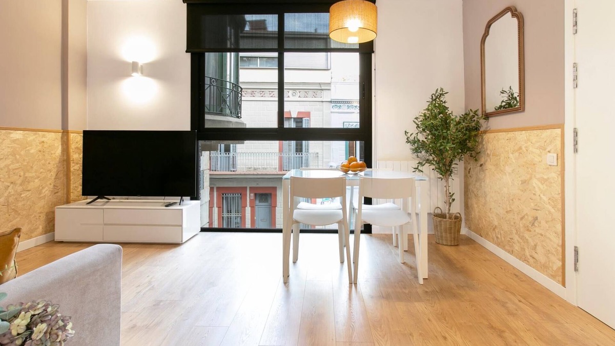 Gracia Apartment | 11 Bright, cozy Apt. with balcony in Gracia