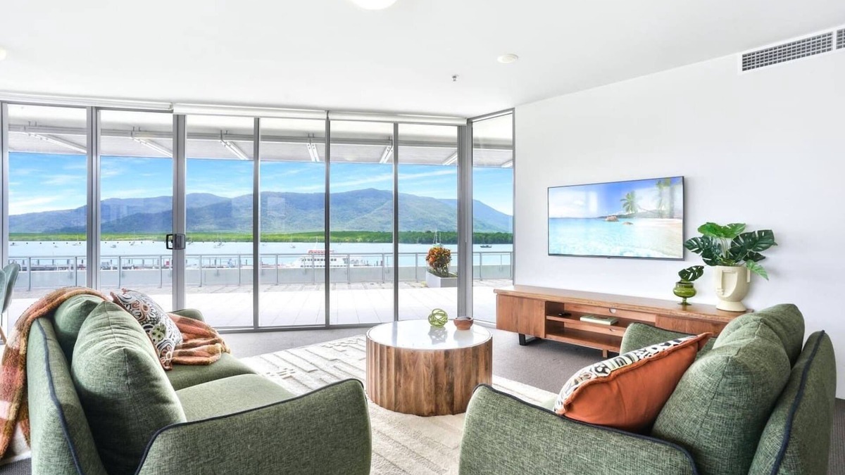Cairns Central Business District Condo | 11 Harbour Lights- Luxury Waterfront 3BR Apartment | Ocean Views | Pool + Sauna