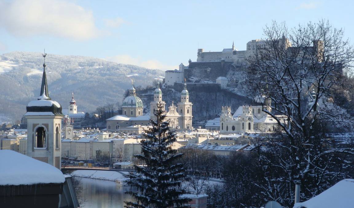 City Centre Salzburg Apartment | 110 m² Apartment ∙ 2 bedrooms ∙ 4 guests