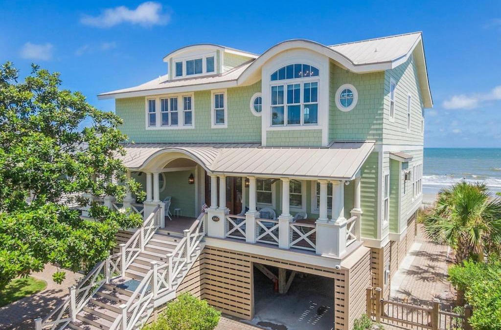 Folly Beach House | 1103 E Arctic - Salty Lady - Beautiful Custom Oceanfront Home - Hot tub