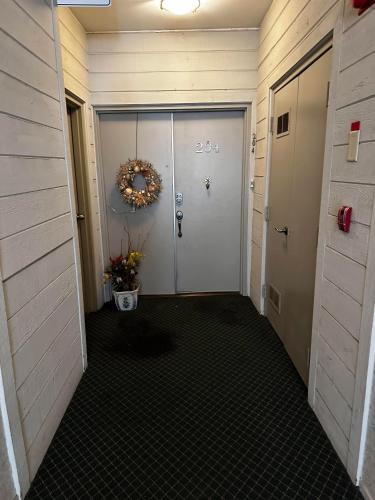 West Hollywood Bed & Breakfast | 1140 Alta Loma