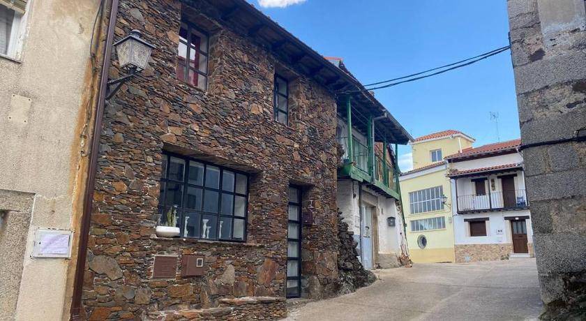Molinillo House | 115 m² House ∙ 4 bedrooms ∙ 7 guests