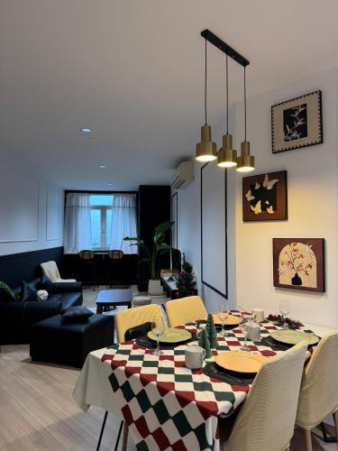 Tanjung Bungah House | 118 Island Plaza by ZenZone88