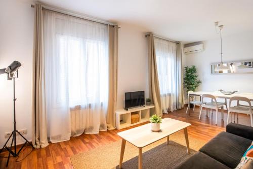 El Camp de l'Arpa del Clot Apartment | 11IND1116 - Apartment near Sagrada familia