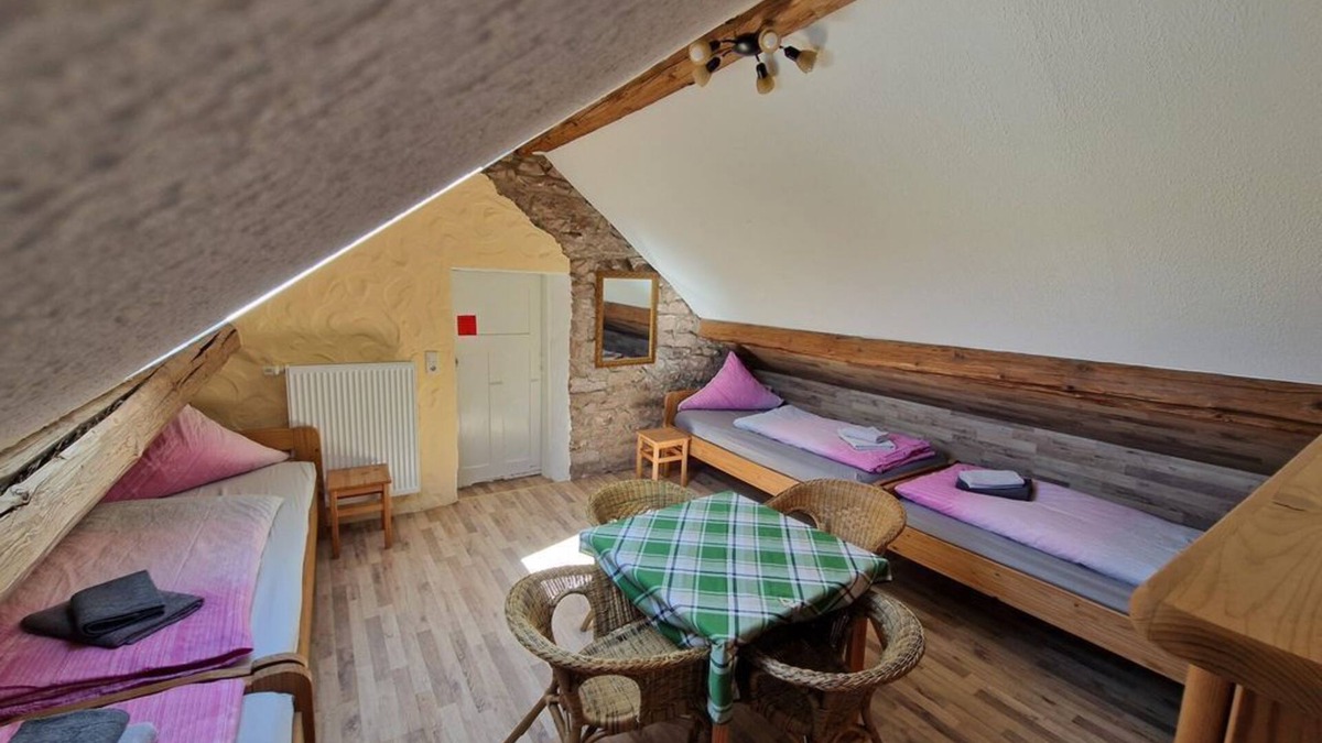 Neuheilenbach Apartment | 12-bed vacation home shower/bath/WC (12 adults, 2 children, 1 baby) - Ferienhof Weber & Jakobi