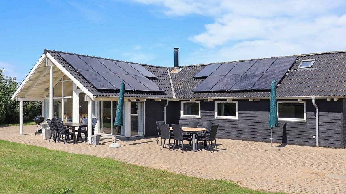Nr. Lyngby Strand House | 12 person holiday home in Løkken-By Traum