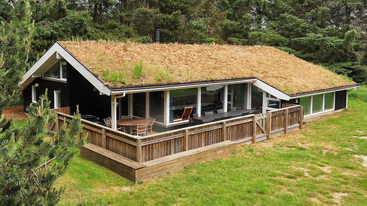 Grønhøj House | 12 person holiday home in Saltum-By Traum