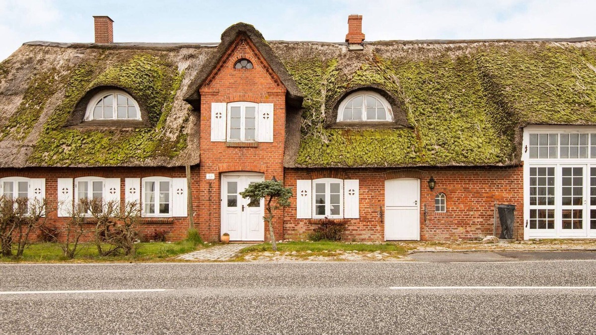 Hojer House | 12 person holiday home in Højer
