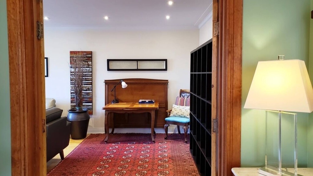 Cote-Des-Neiges—Notre-Dame-De-Grace Apartment | #125 Comfortable APT in Quiet and Wooded CDN Area