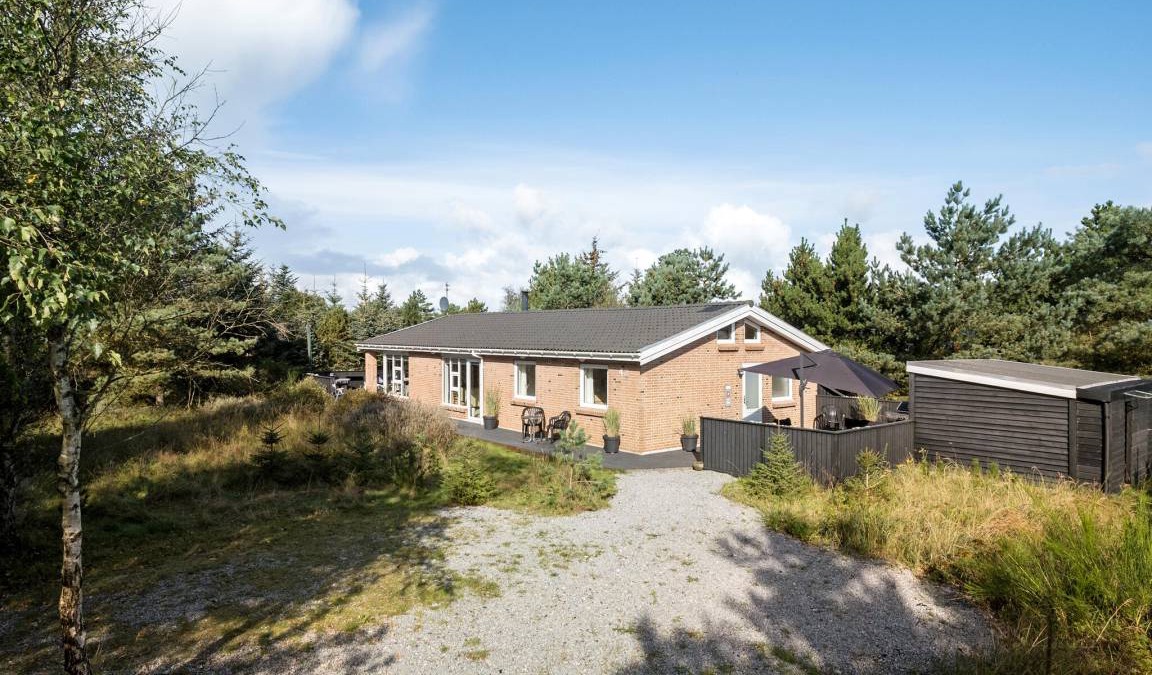 Torup Strand House | 127 m² House ∙ 5 bedrooms ∙ 10 guests