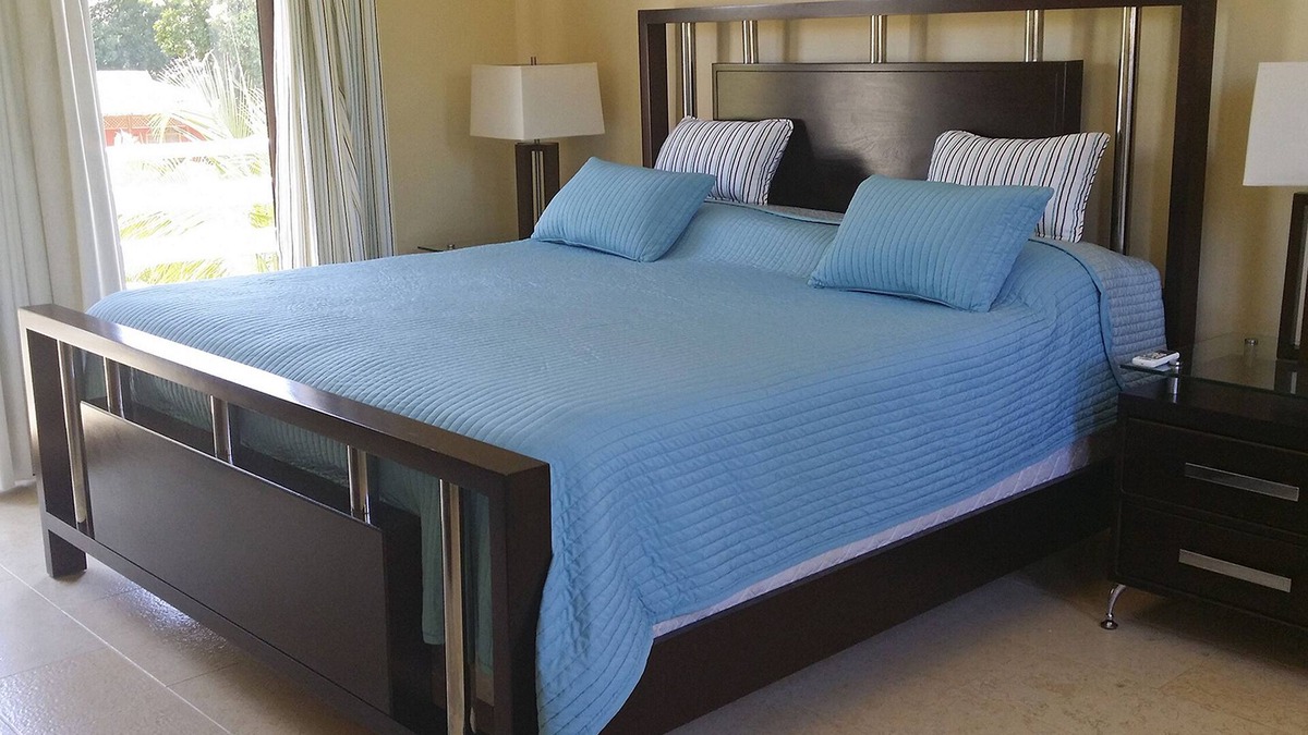 Sosua Villa | 12BD beach complex, 3 large private pools and gardens, cable TV/Internet/AC BBQ