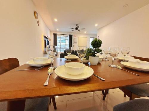 Bandar Sri Sendayan House | 12pax（free wifi）@星愿@Star WISH homestay