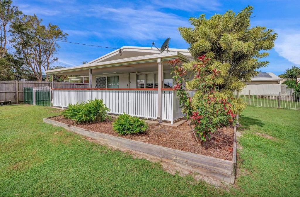 Rainbow Beach House | 13 Indigo Avenue - 'Indigo Sands' - Rainbow Beach