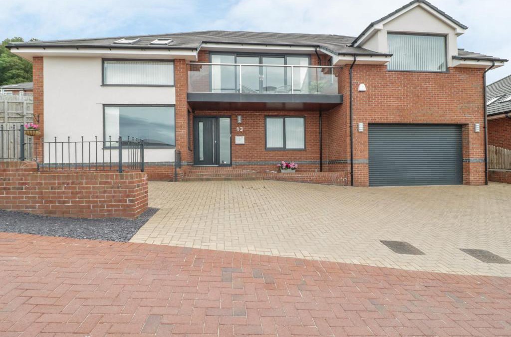 Llanddulas House | 13 Parc Llindir
