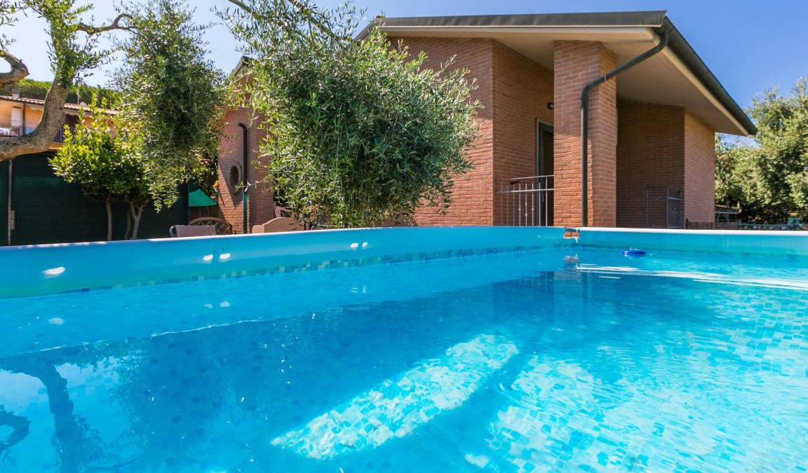 Follonica House | 130 m² House ∙ 1 bedroom ∙ 12 guests