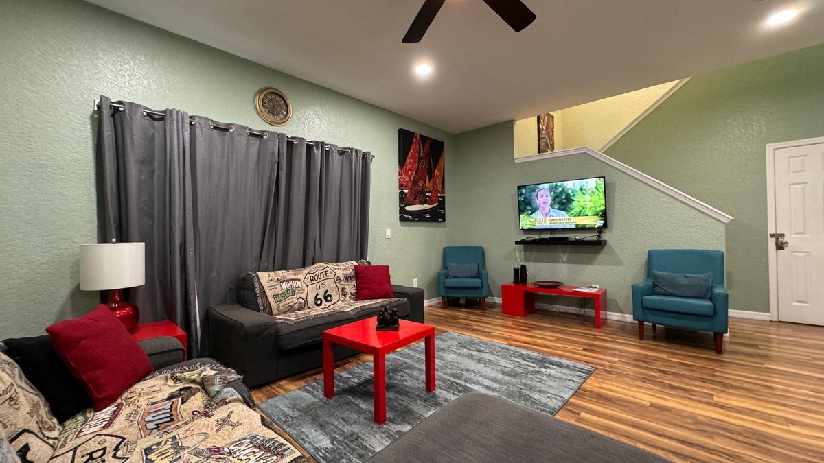 Regal Palms House | 1307 Comfortable 3-Bedroom Townhome at Regal Palms