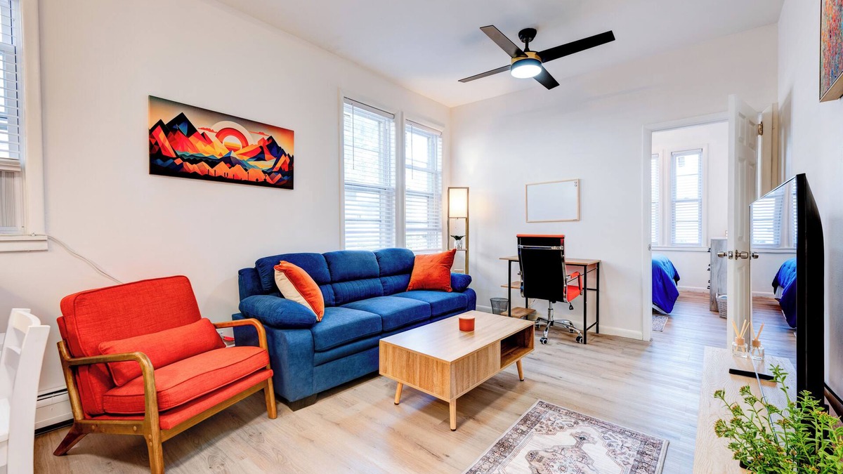 Teaneck Apartment | 13MI to Time Square~2BD in Teaneck~Parking~Laundry~Workout Equipment