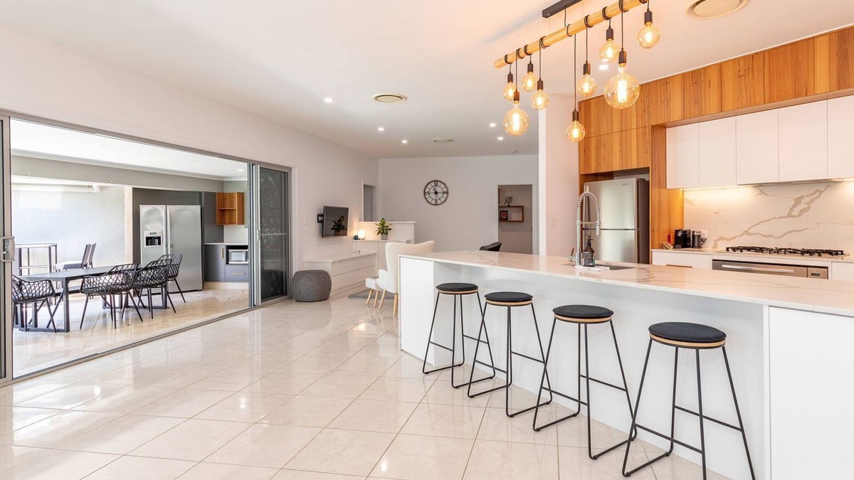 Forster House | 14 Caryota Place - Luxury holiday property in Forster