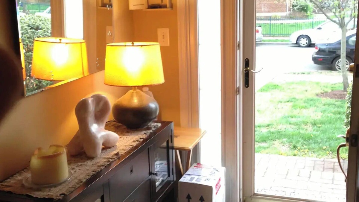 Potomac West House | 14 Min to White House - 1 Studio Rm on Ground Fl w/Patio/Full Bath/Laundry