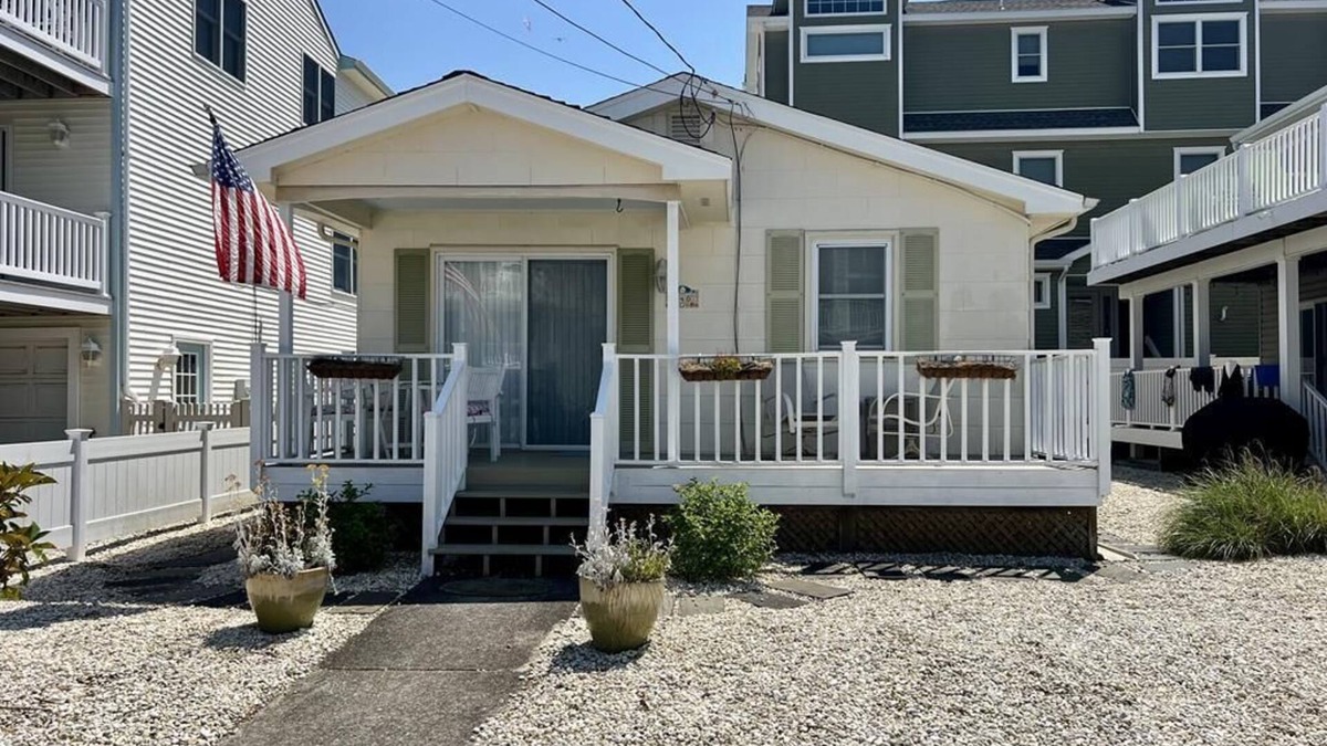 Townsend's Inlet Condo | 140 75th Street, Unit:C