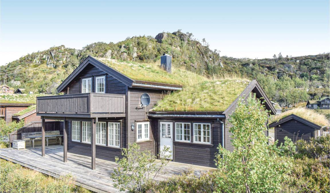 Ljosland House | 145 m² House ∙ 5 bedrooms ∙ 10 guests