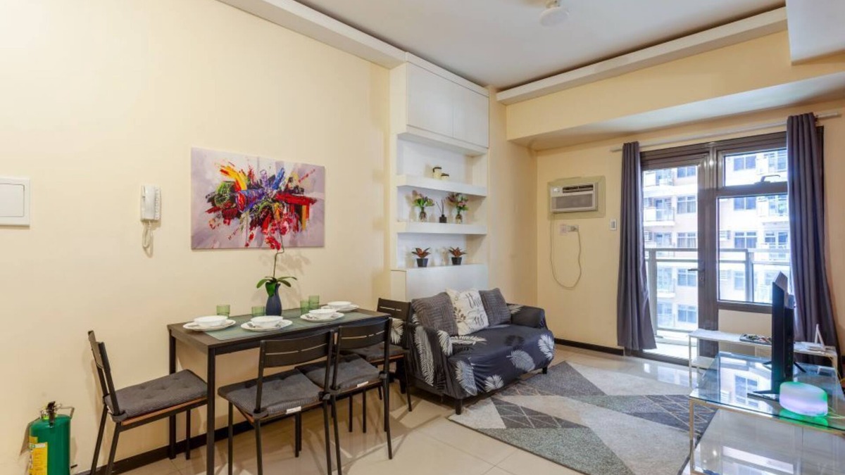 Pasay Condo | 14A VStaycation @ The Radiance