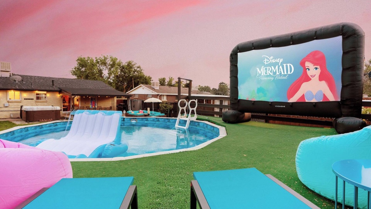 Berkley House | 15 min to Denver/Spa/Bar/Pool/Volleybal/Pickleball