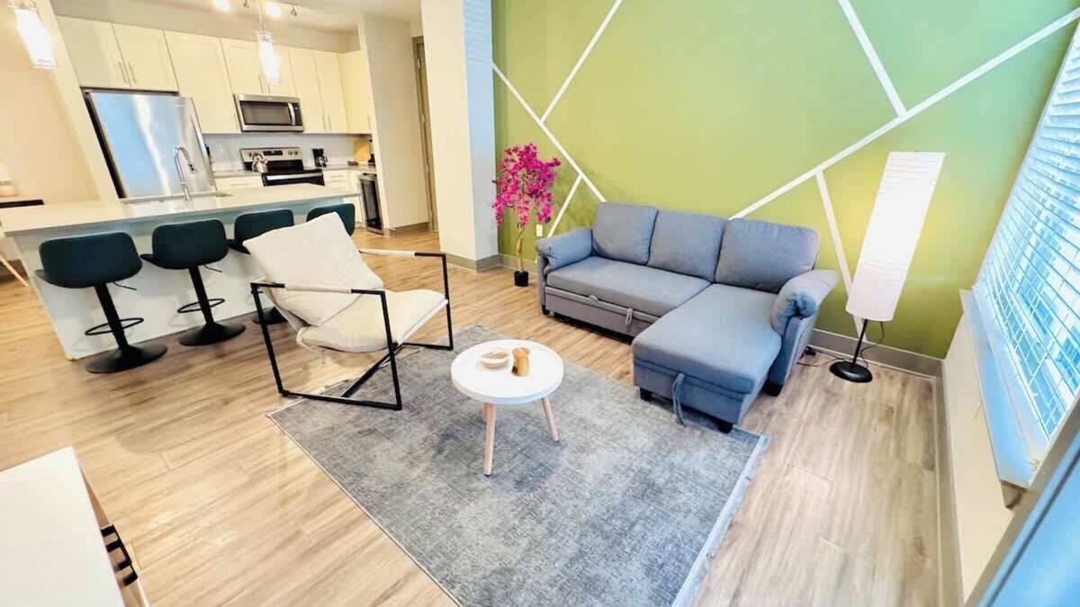 Florida Central Atlantic Coast Apartment | 15 Min to Disney, King Bed Pet-Friendly, Amenities