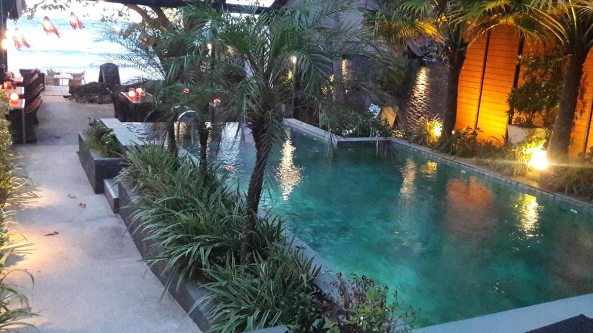 Ko Chang Hotel | 15 Palms Beach Resort