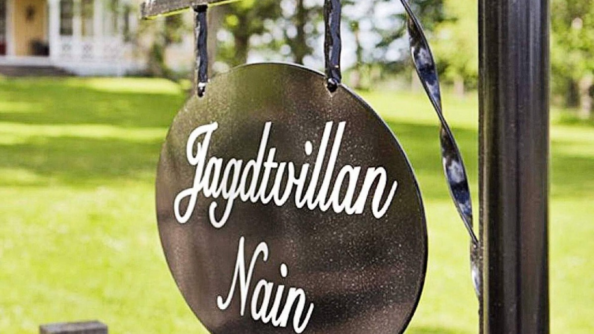 Hjortkvarn House | 15 person holiday home in HJORTKVARN-By Traum