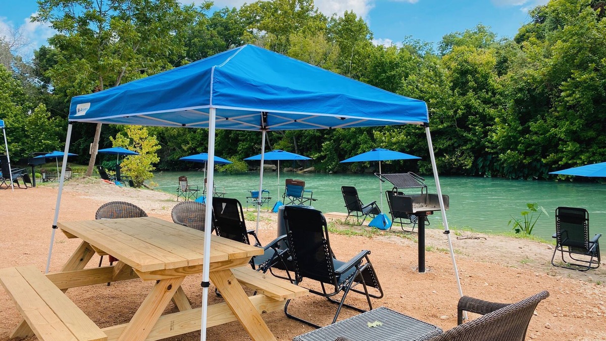 Prairie Lea Cabin | #15 Son's Blue River Camp Glamping Cabin w/1 Queen, 1 Twin