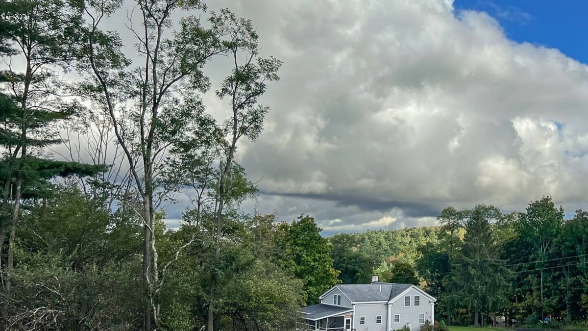Oneonta House | 150 Acres, Pond, 16 Minutes to Dreams Park and Allstar Village