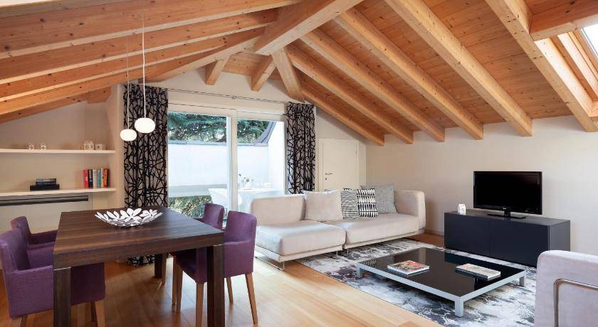 Como Apartment | 150 m² Apartment ∙ 3 bedrooms ∙ 6 guests