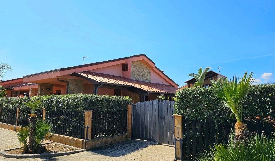 Solfarelli House | 150 m² House ∙ 4 bedrooms ∙ 9 guests