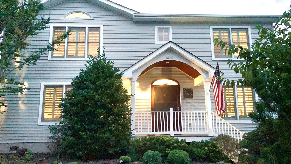 Lewes House | 150 STEPS TO BEACH! CLASSY MULTI-FAMILY - LEWES & CLARK BEACH HOUSE