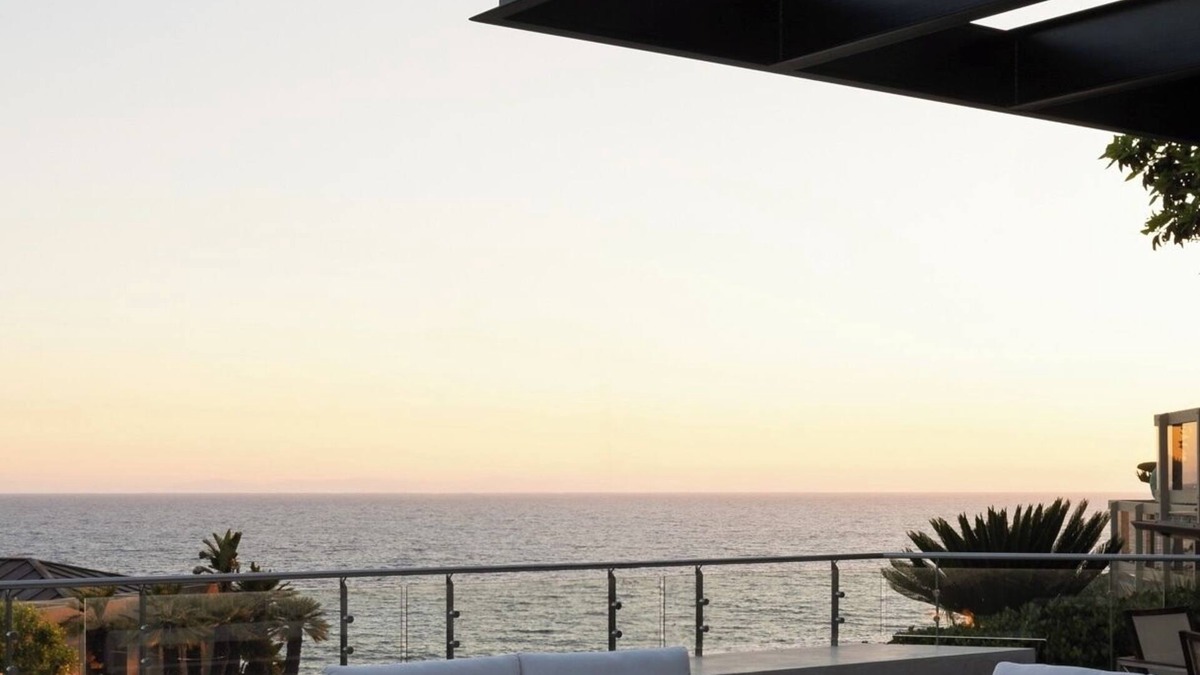 Laguna Beach House | 150 STEPS TO BEACH Amazing Ocean View Home Built in 2023-hot tub sauna wet steam