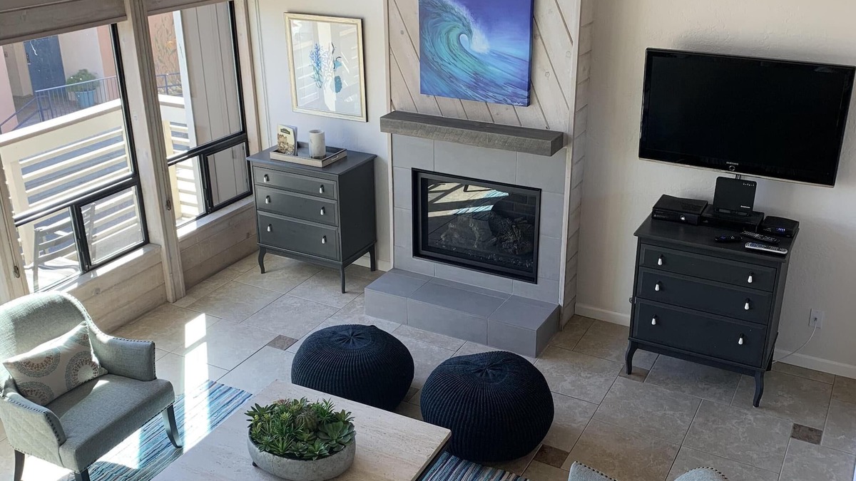 Capitola Condo | 150 steps to the sand! Beautiful 2Bd/2Ba Condo with ocean views. Sleeps 6